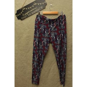 BNWOT TC Mosaic Elephant LLR Leggings